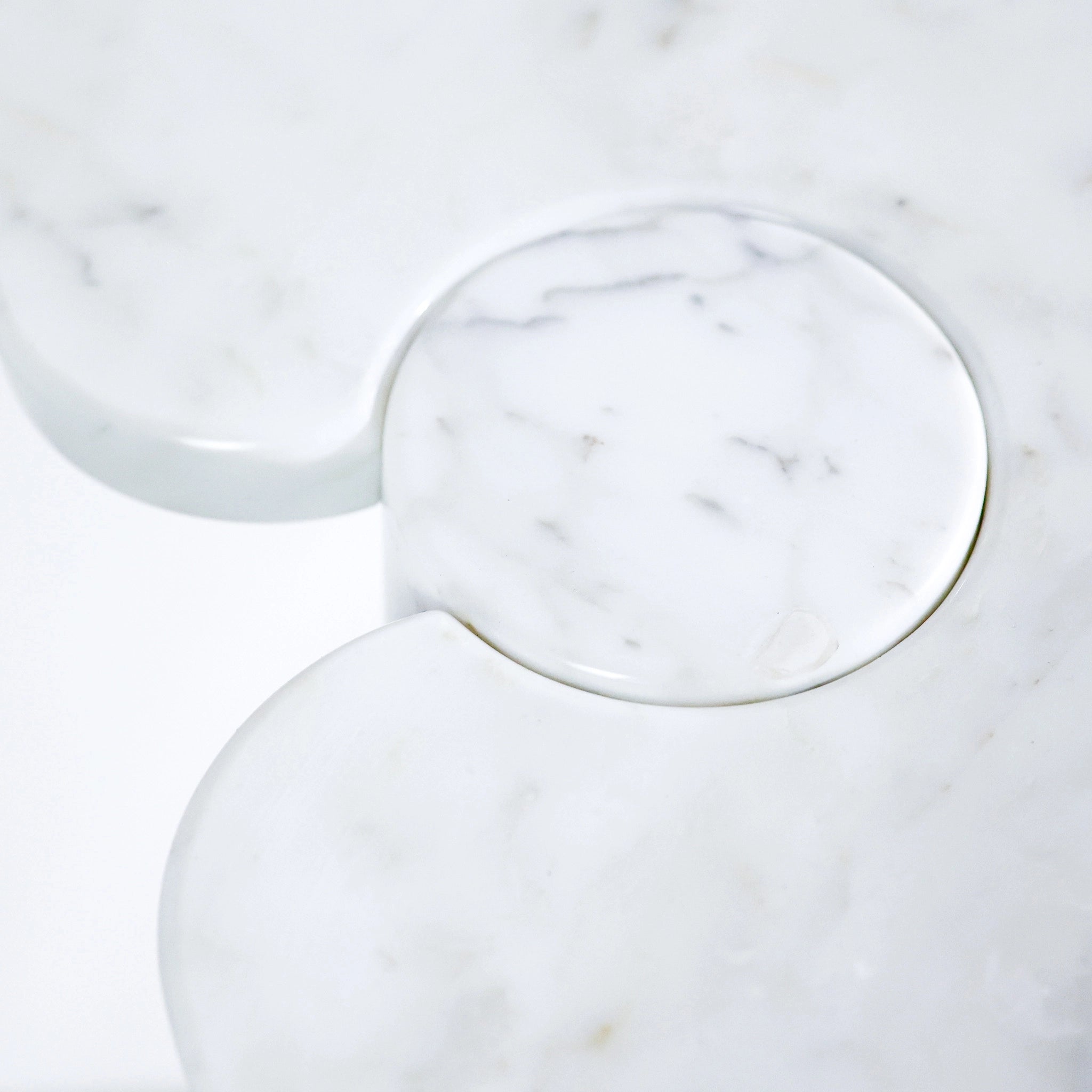 Eros Console Table by Angelo Mangiarotti for Skipper (1970s) – White Carrara Marble