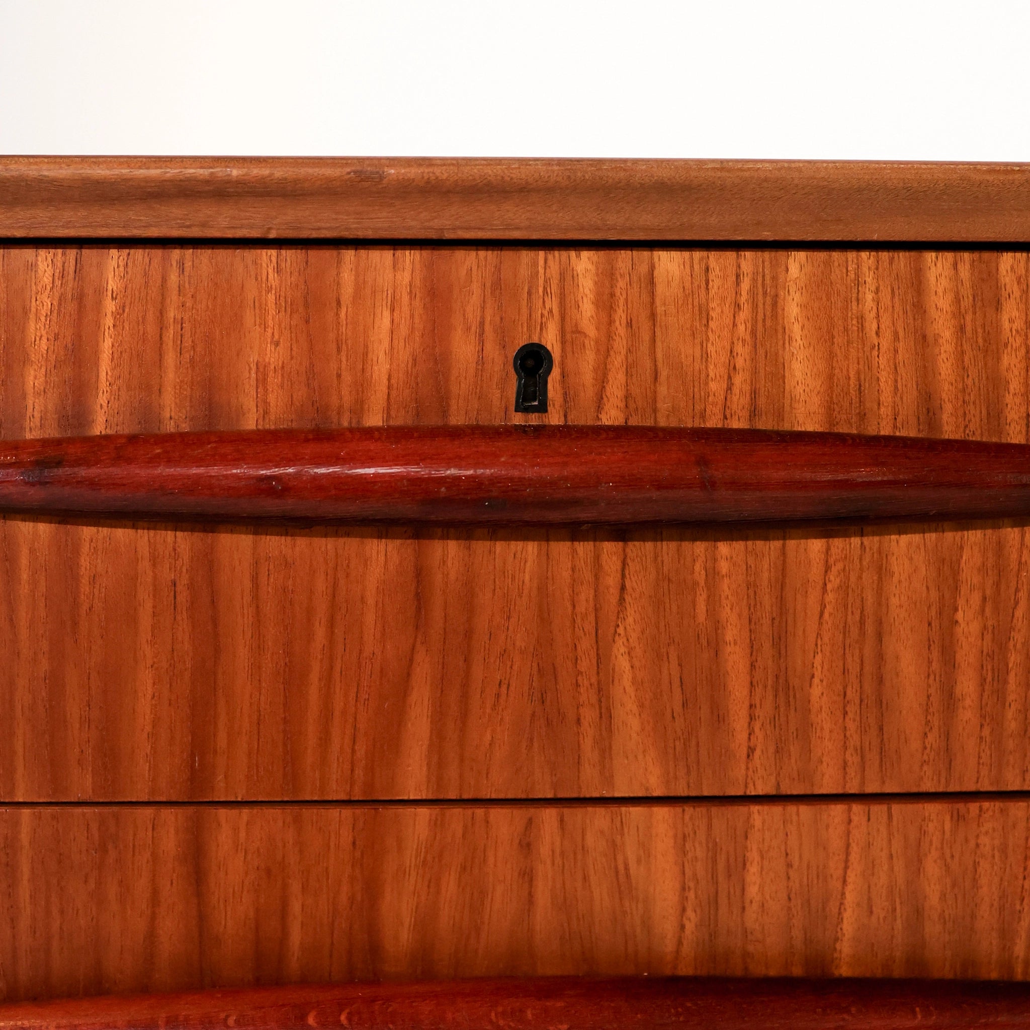 Cómoda Escandinava de Teca de los años 50 de Bröderna Gustafssons, Suecia