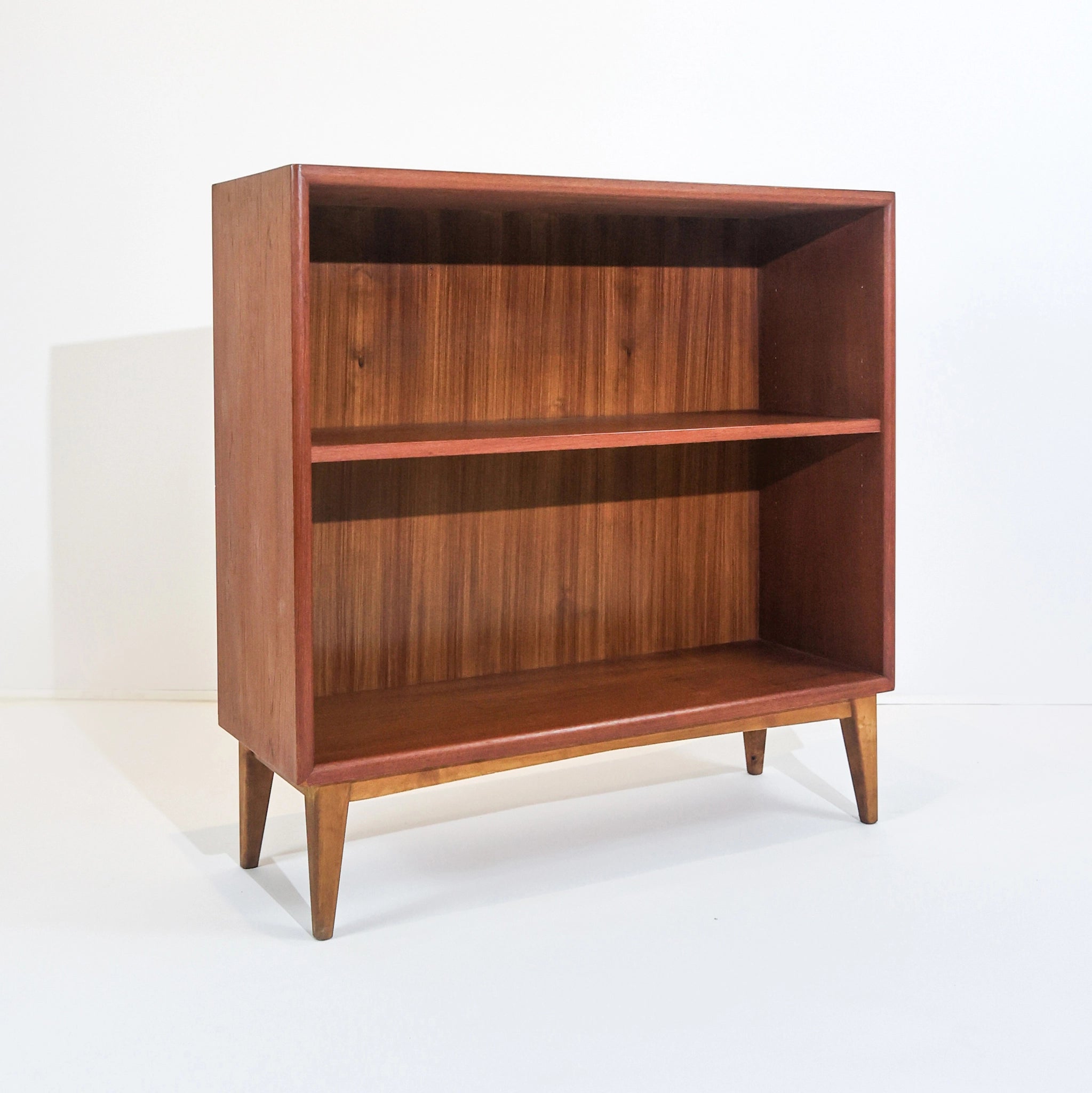 Small Teak Shelving Unit, Sweden 60s