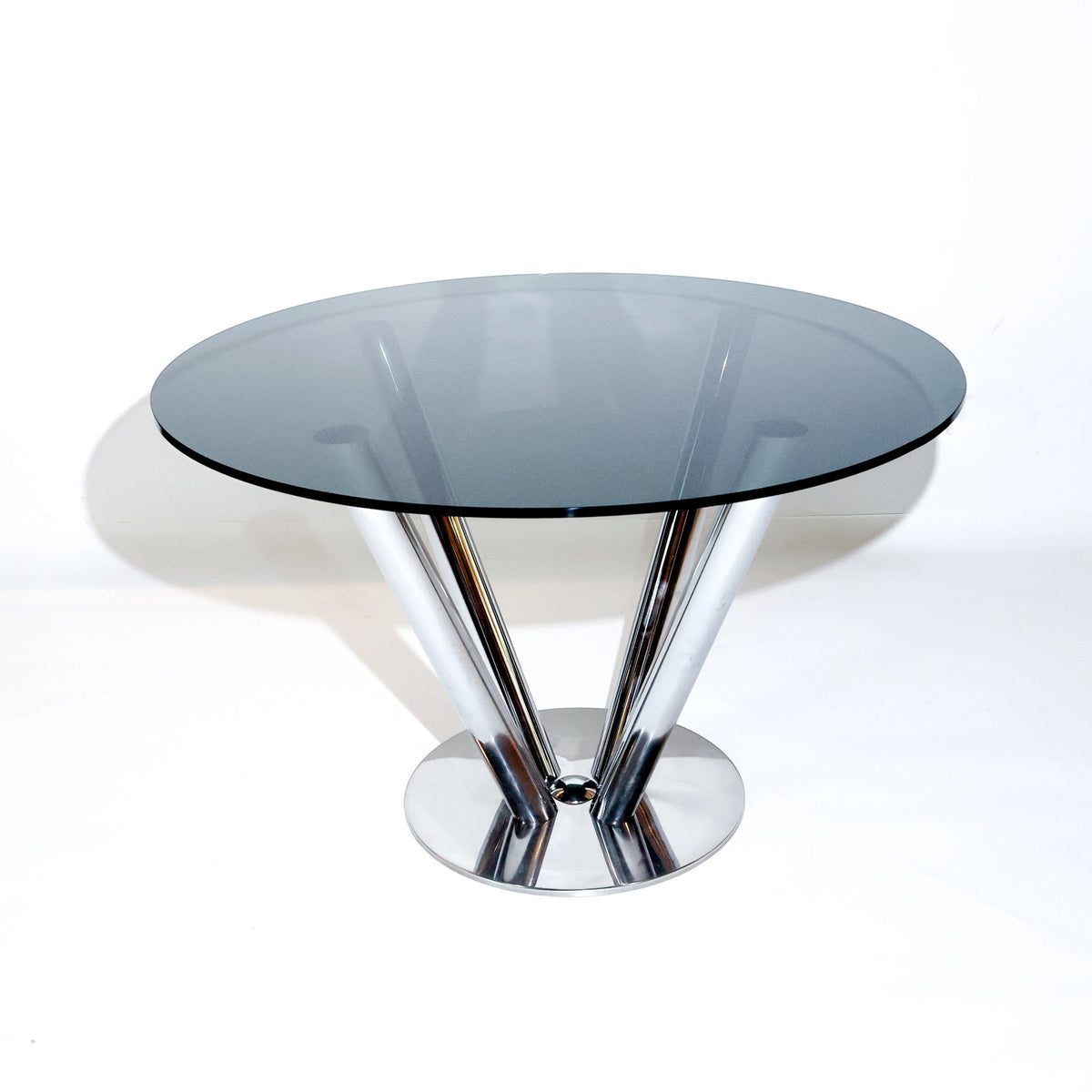 Mesa de comedor redonda vintage de Carlo Bartoli, vidrio ahumado y cromo pulido, Italia, años 70
