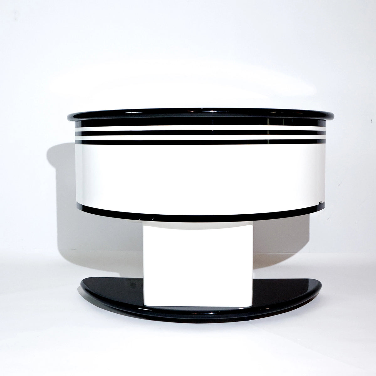 Mueble Bar Vintage de Guzzini para Stilglass Donati, Negro y Blanco, Italia, Años 70