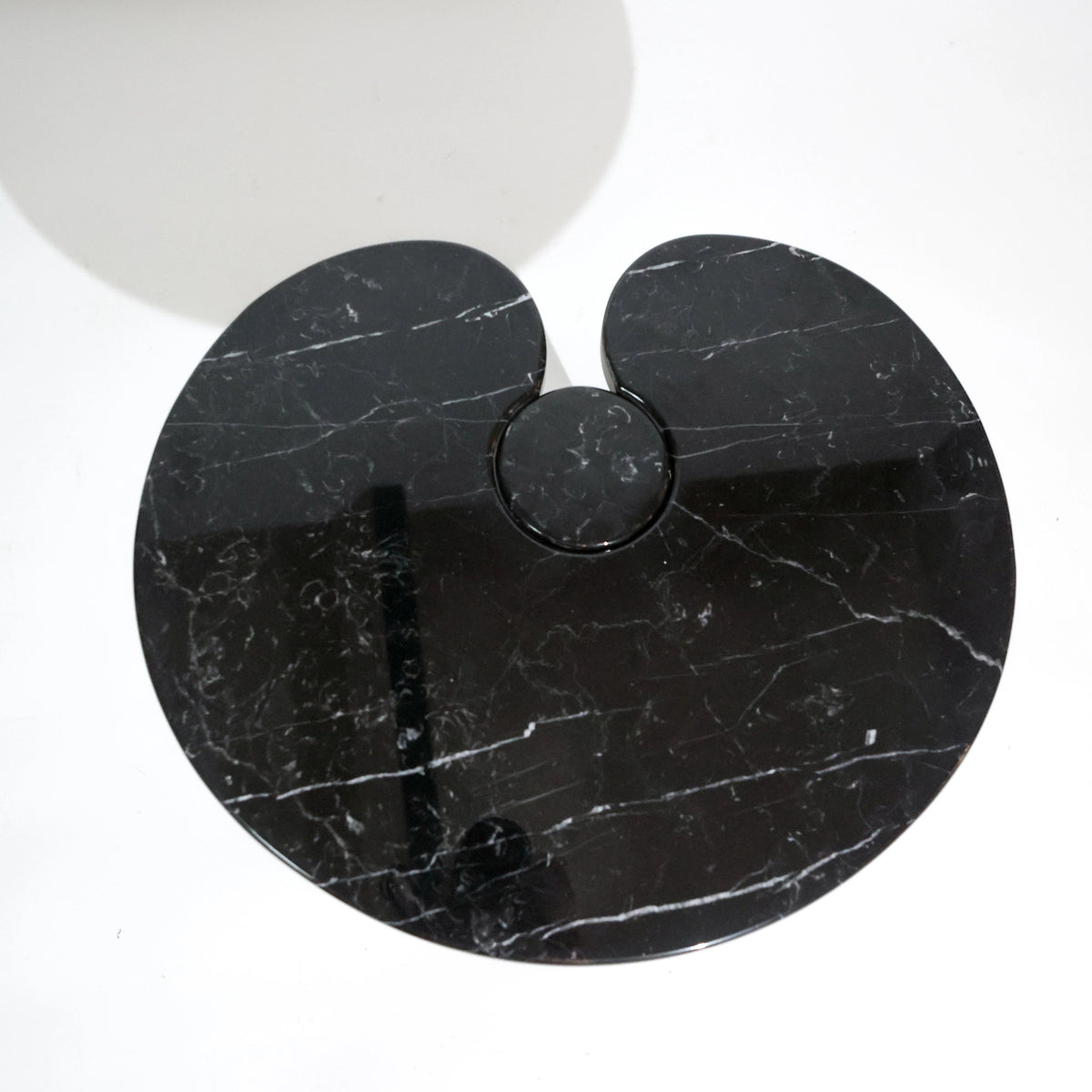 Mesa de pedestal vintage de mármol negro Marquina, serie Eros de Angelo Mangiarotti para Skipper, Italia, 1970