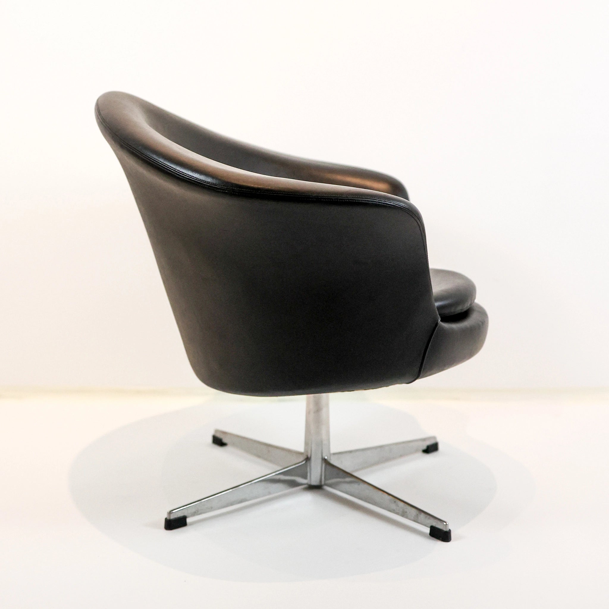 Overman Pod Lounge Chair, Sweden 1960s