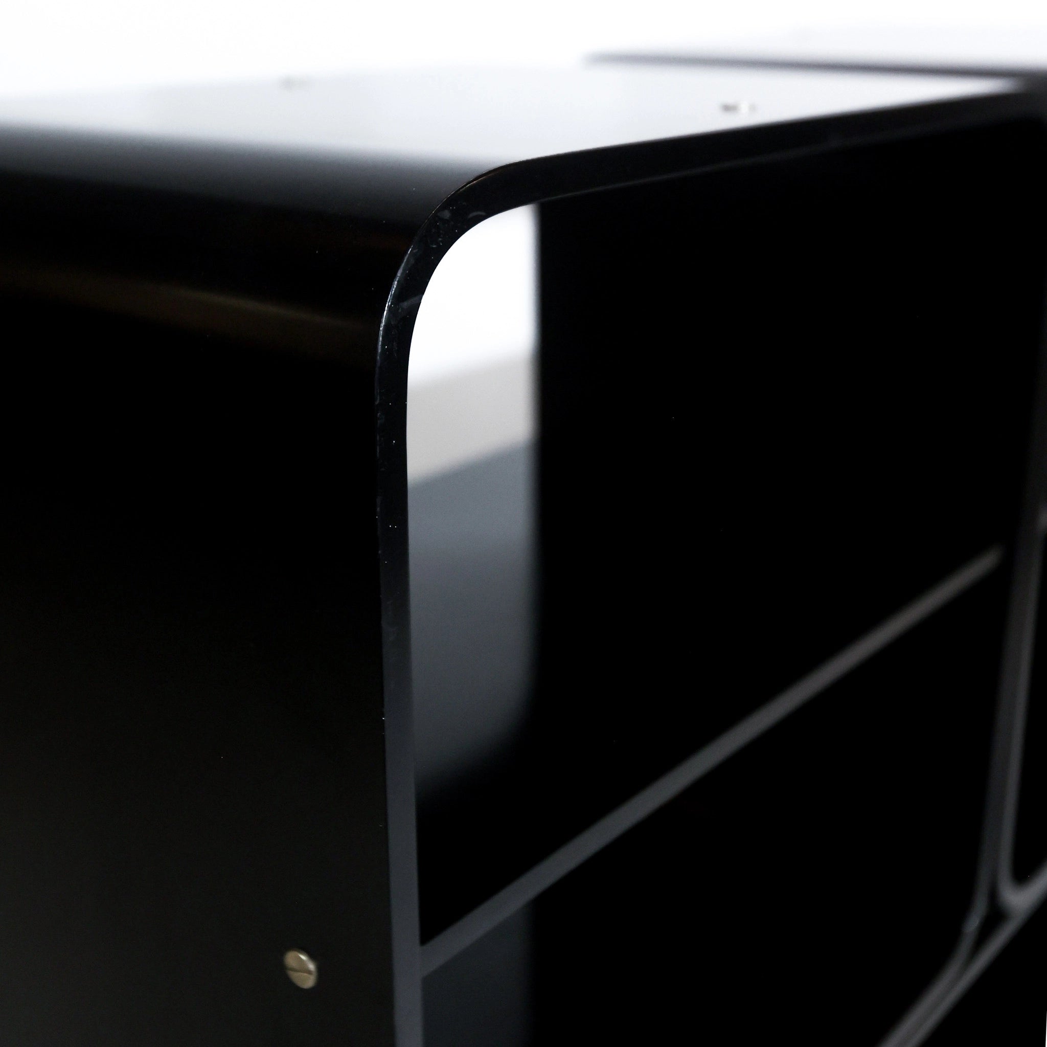 1970s Italian Black Lacquered Shelf Unit by Carlo De Carli for Fiarm