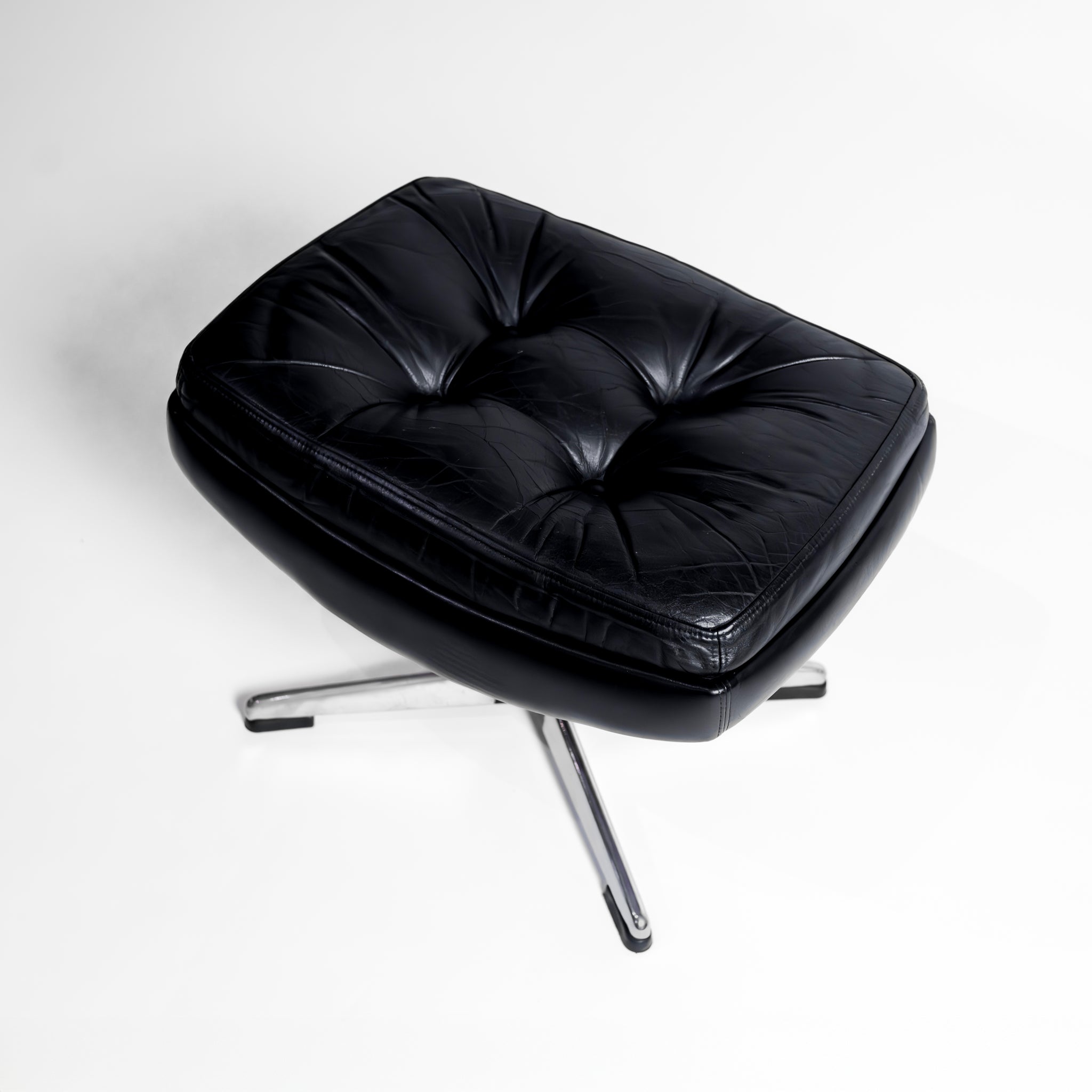 1970s Vintage Scandinavian Rectangular Swivelling Ottoman in Black Leather