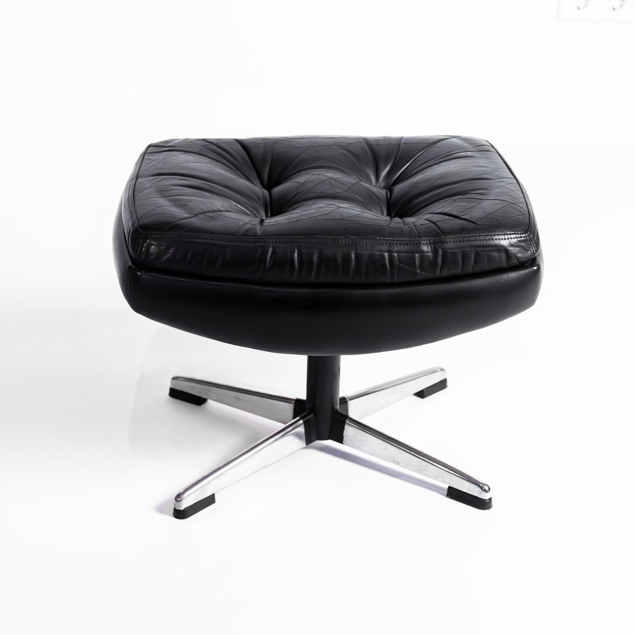 1970s Vintage Scandinavian Rectangular Swivelling Ottoman in Black Leather