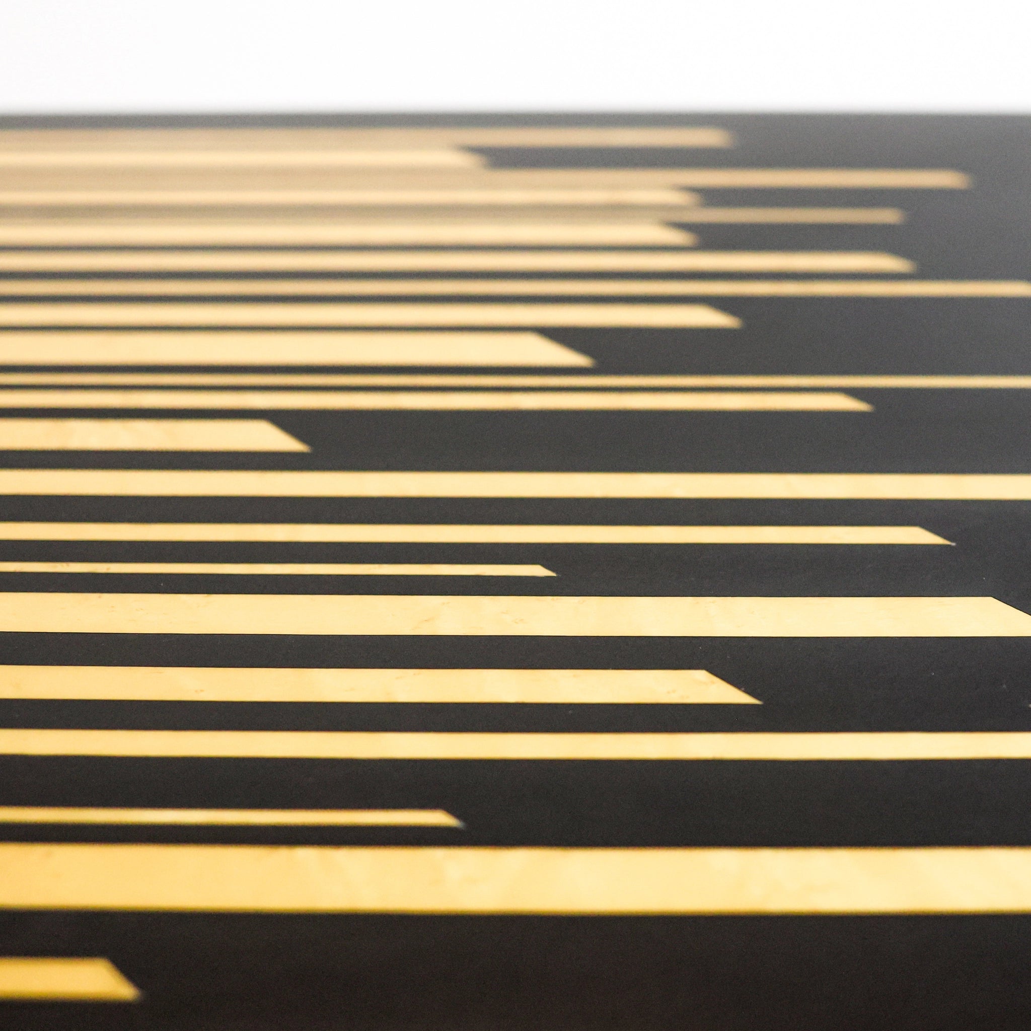 1980s Italian Coffee Table in Black and Yellow Lacquered Burl Wood