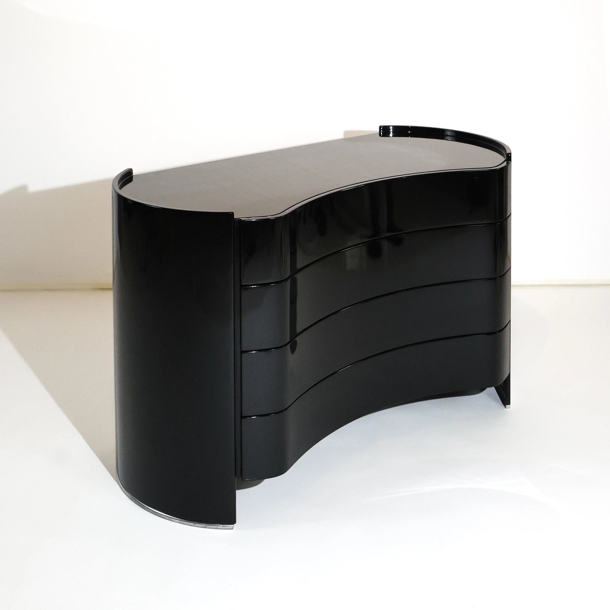 "Aiace" Black Curved Chest of Drawers by Benatti, Italy, 1970s