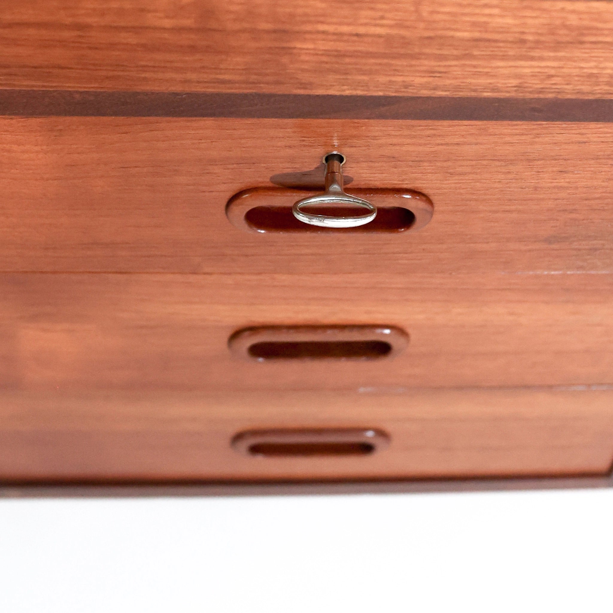 Extendable Mid-Century Scandinavian Teak Desk with Movable Drawers
