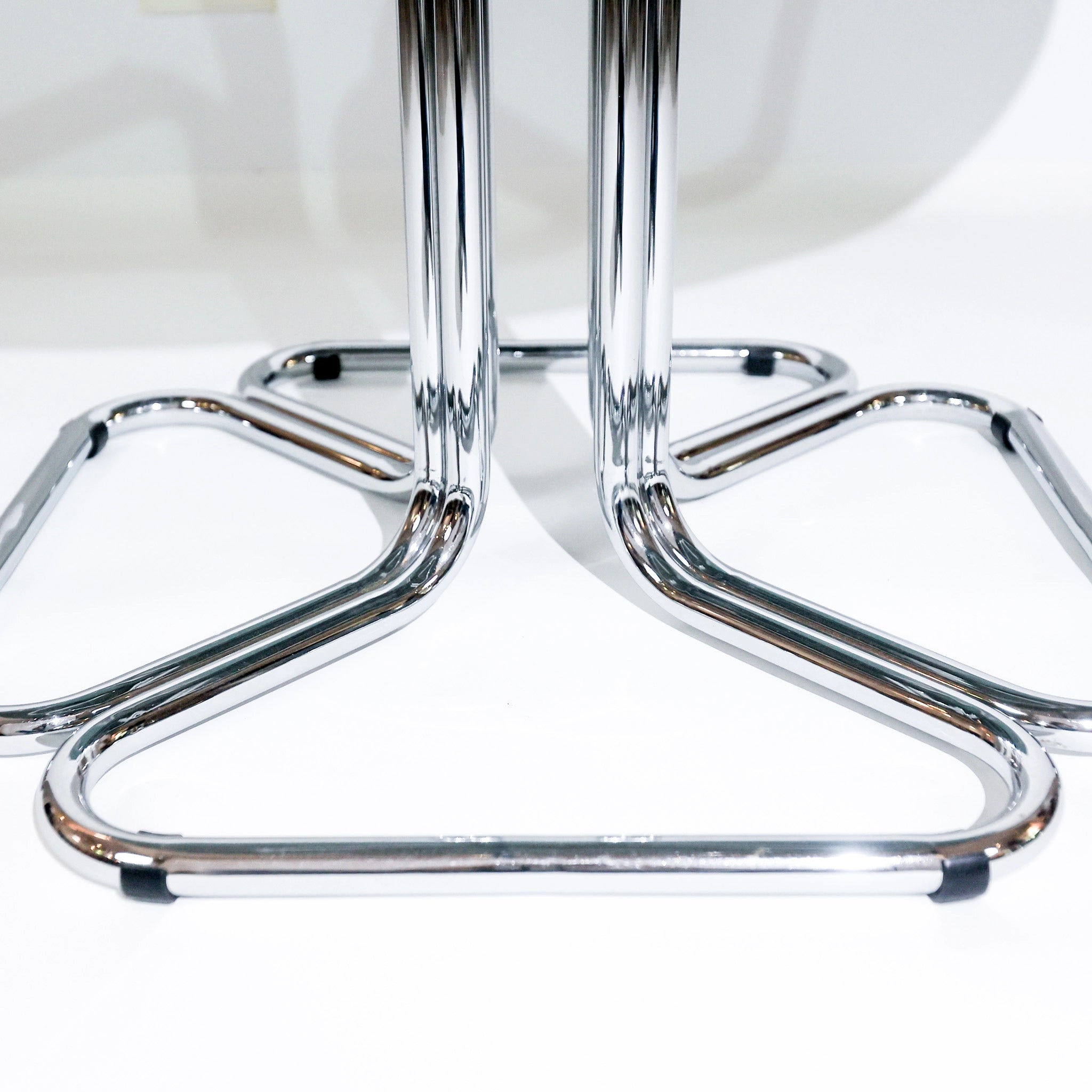 Giotto Stoppino 1970s Italian Mid-Century Modern Smoked Glass Dining Table