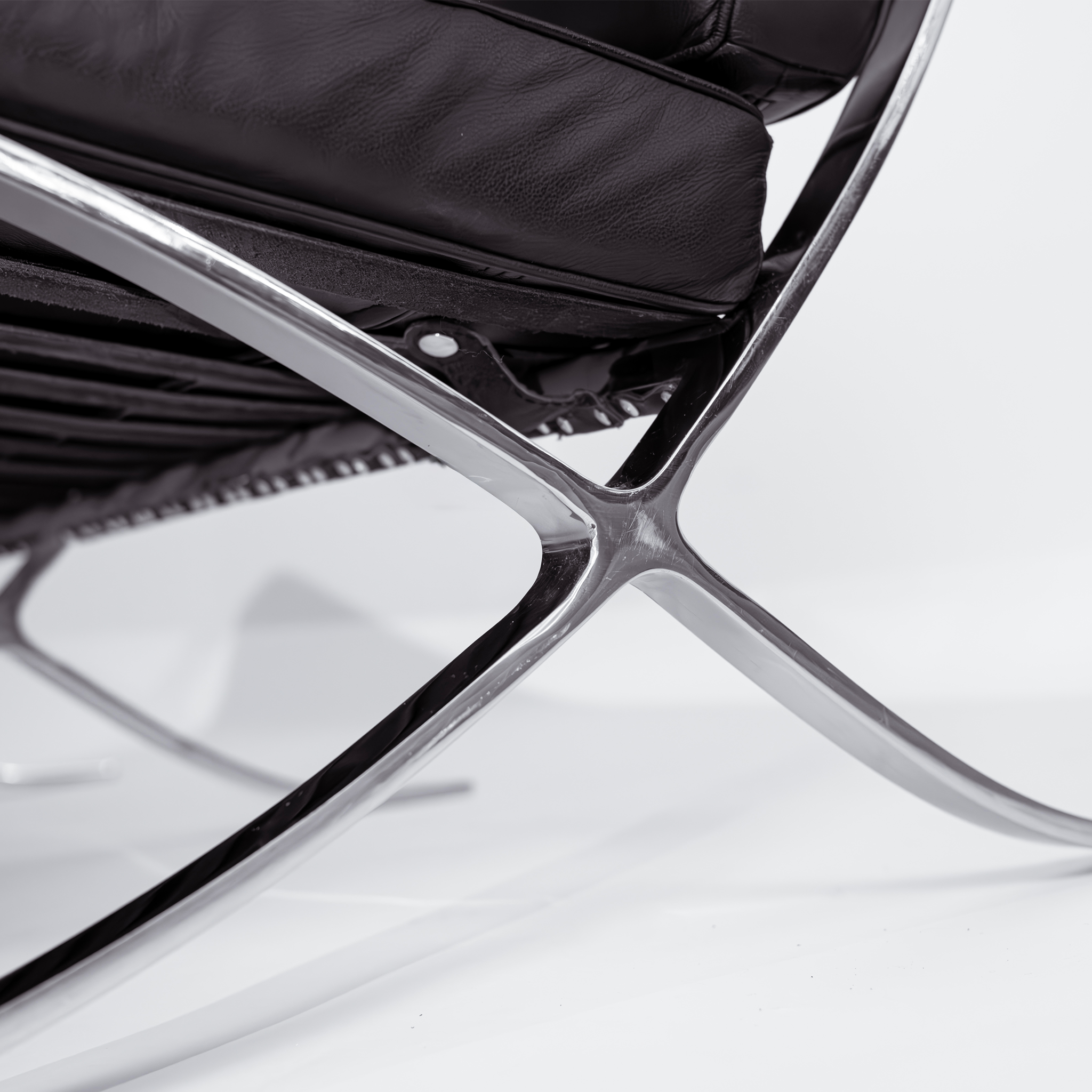 Barcelona Two-Seater Sofa – High-Quality Reproduction of the Mies van der Rohe Design