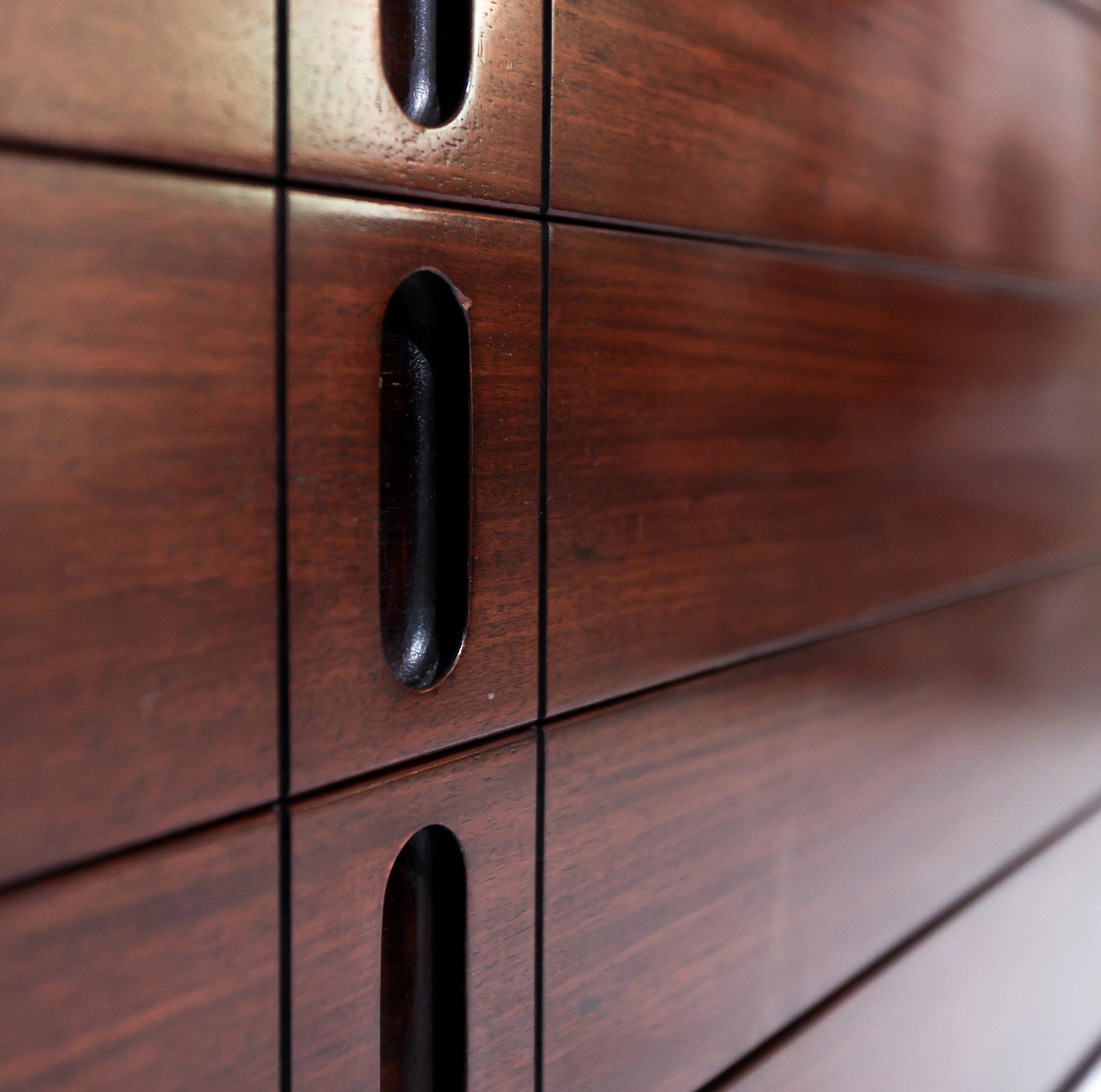 Mid-Century Italian Walnut Chest of Drawers by Giovanni Ausenda for Stilwood, 1960s