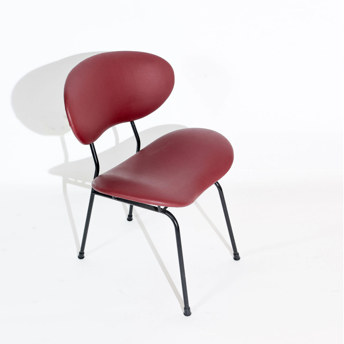 Silla Vintage de Gastone Rinaldi para Rima, Estructura Lacada en Negro y Tapizado Burdeos, Italia, Años 50